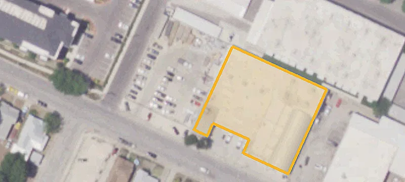 215 Cevallos