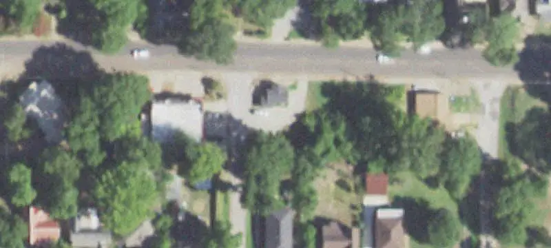 1300 Houston St