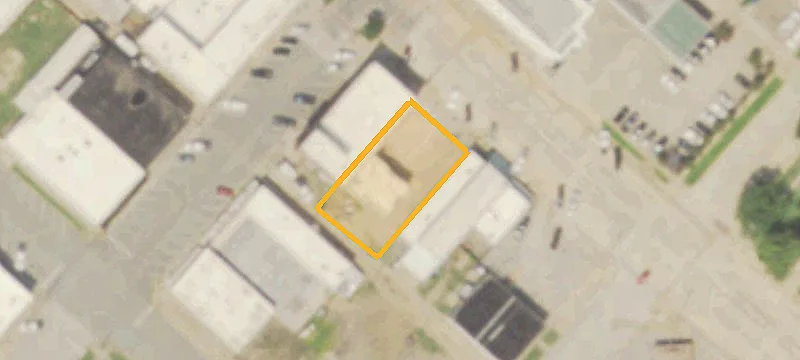 306 Main St