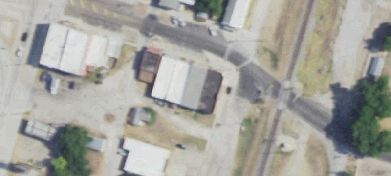 27 Main St