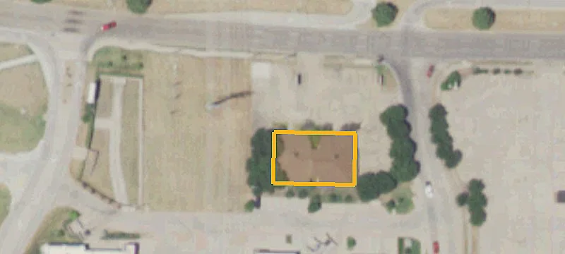 1055 Pioneer Pkwy