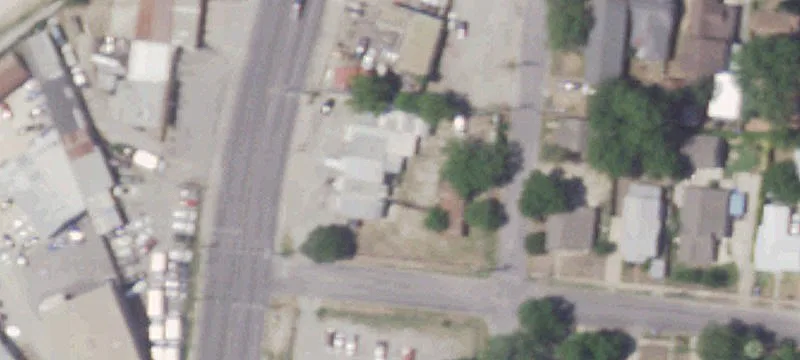 2818 Zarzamora St