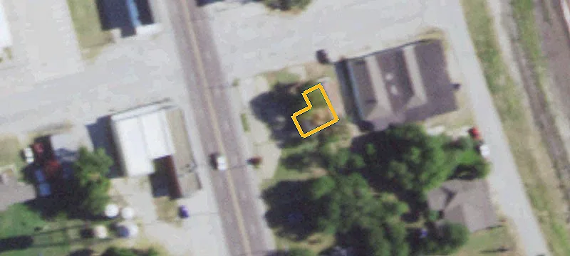 101 Main St