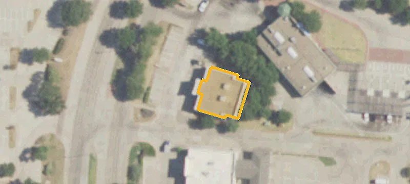 750 Macarthur Blvd