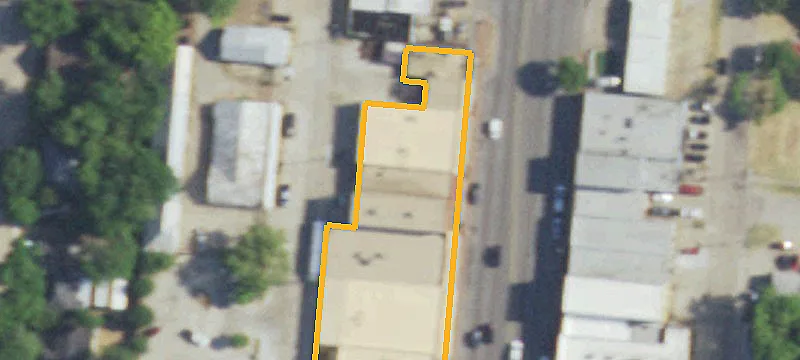 123 Main St