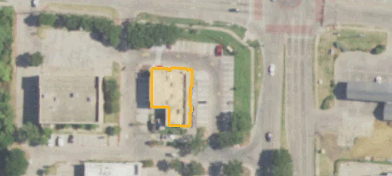 813 Macarthur Blvd