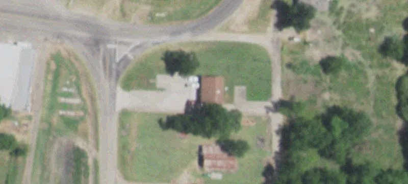 1884 Farm Rd 2949th S