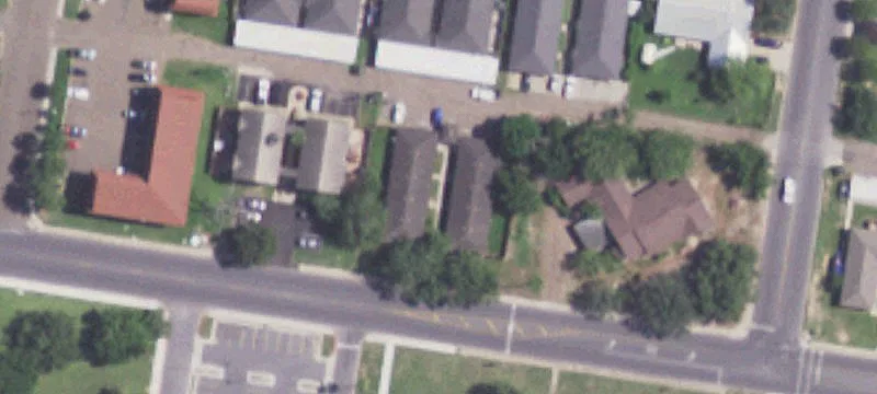 1004 Kelly Ave