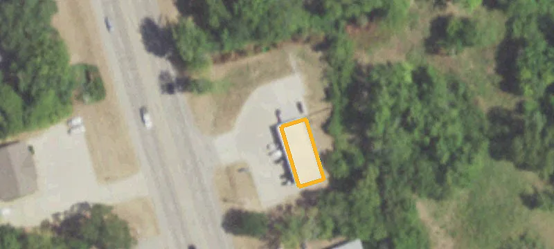 1302 Main St