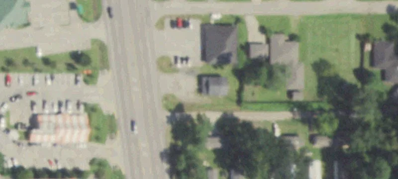 506 Main St