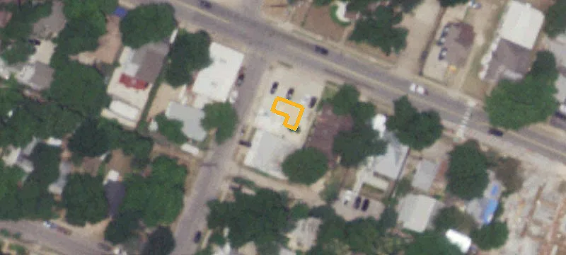1401 Cesar Chavez St