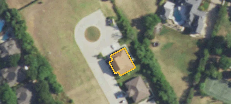 215 Debbie Ln