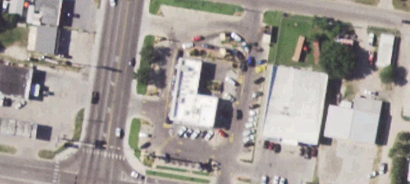 1018 Frontage Rd