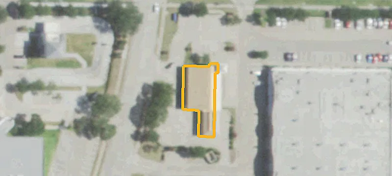 910 Campbell Rd