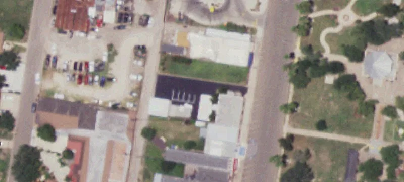 121 8th St