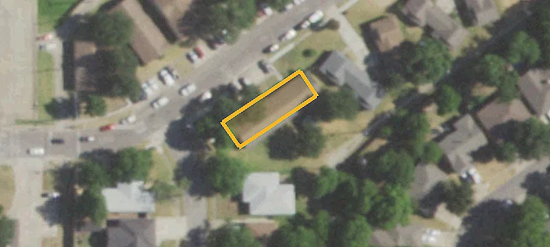 302 Fouts Ave