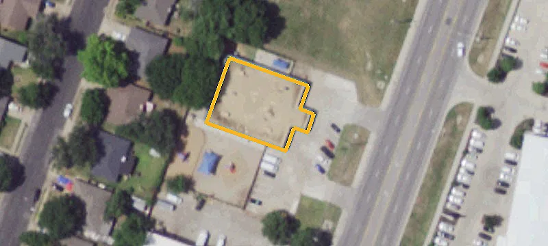 6438 Congress Ave