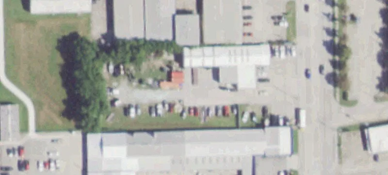 3007 Main St