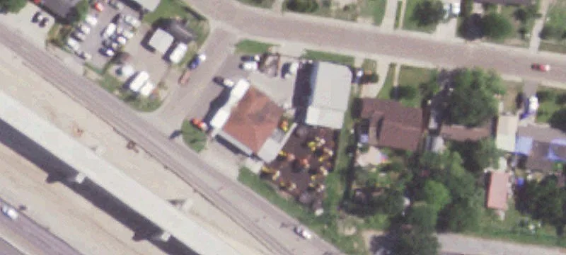 302 Interstate 2nd 2