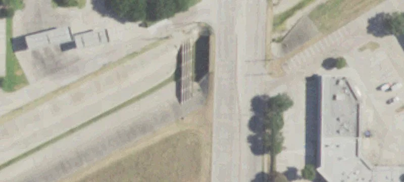1702 Luna Rd