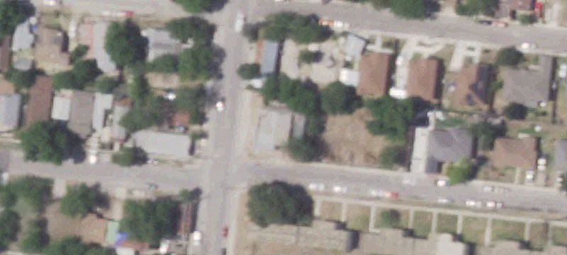 2433 Chihuahua St