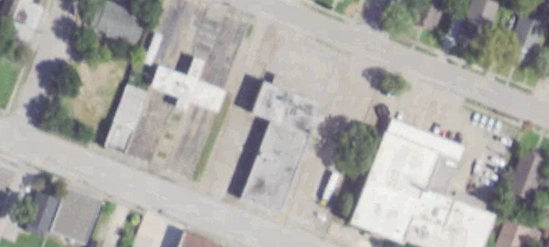 302 Defee Ave