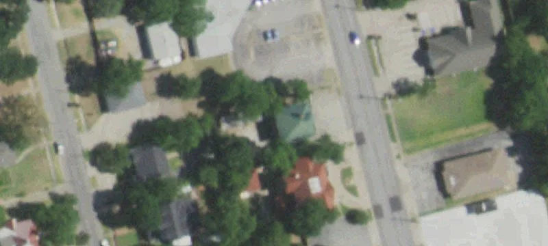 800 Travis St