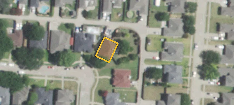 1063 Surrey Cir