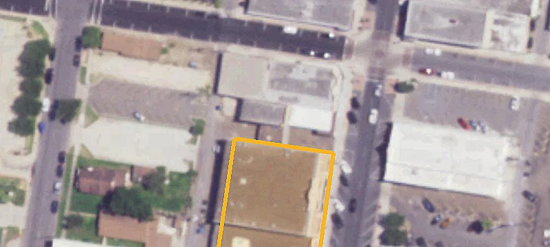 502 Main St