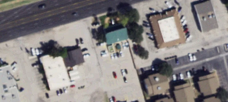 4712 University Blvd