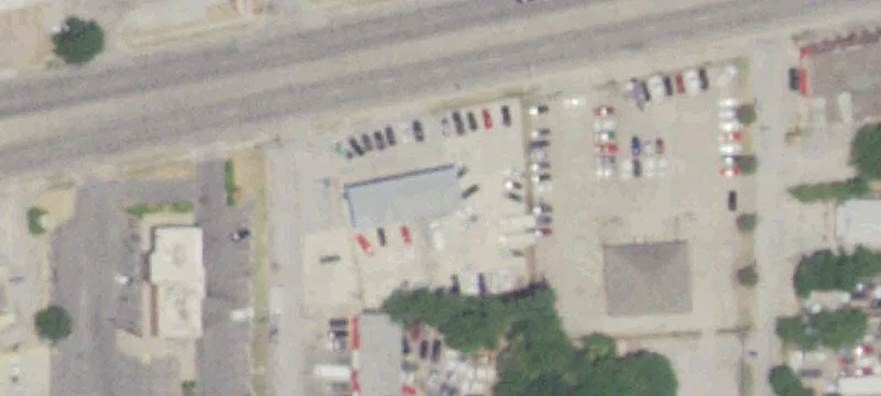 1005 Main St