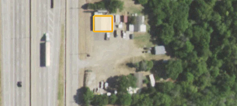 790 Interstate 35th E