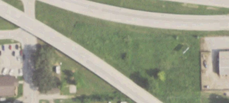 908 Ave H H