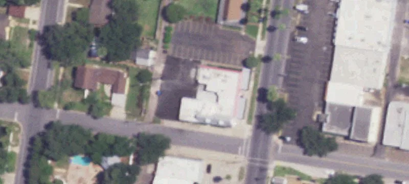 901 Main St