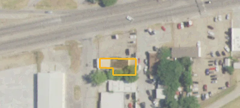 1901 Main St