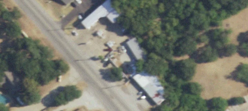 1302 Main St