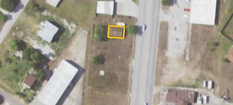 2639 Main St