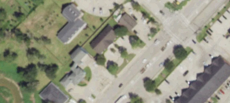 214 Edgewood Dr
