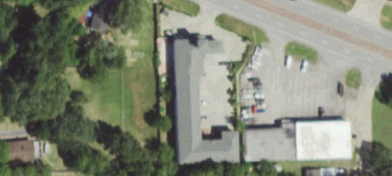 900 Hwy 6th 6