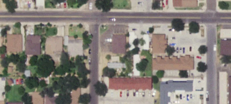 901 Bustamante St