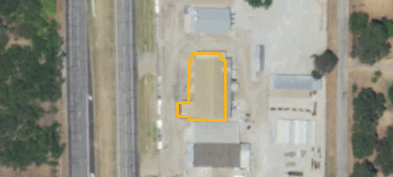 4112 Main St