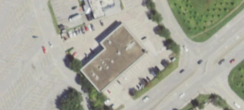 102 El Dorado Blvd