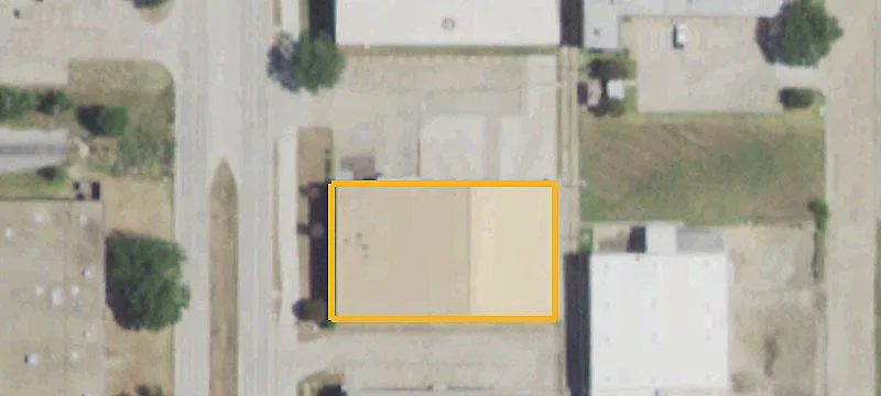 222 Town E Blvd