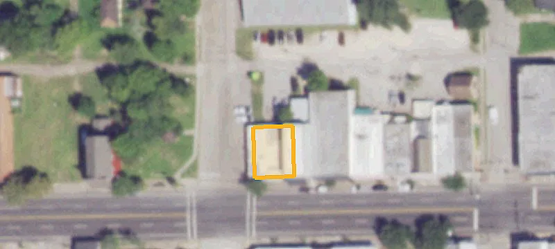 324 Main St