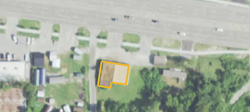 1913 Macarthur Dr