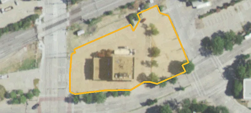4801 Arapaho Rd
