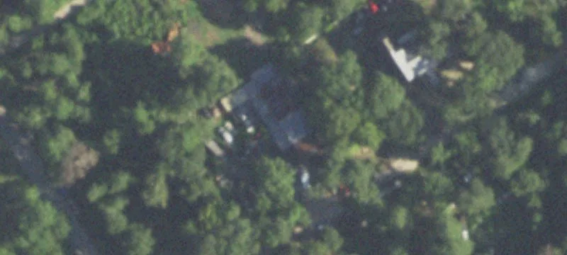 4915 Clairfield Ln