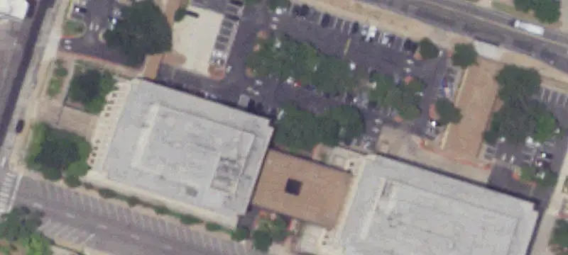 1000 Red Riv St