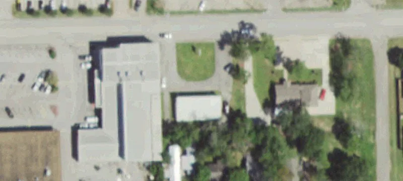 400 House St