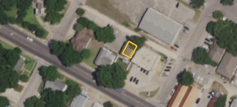 102 Pecan St